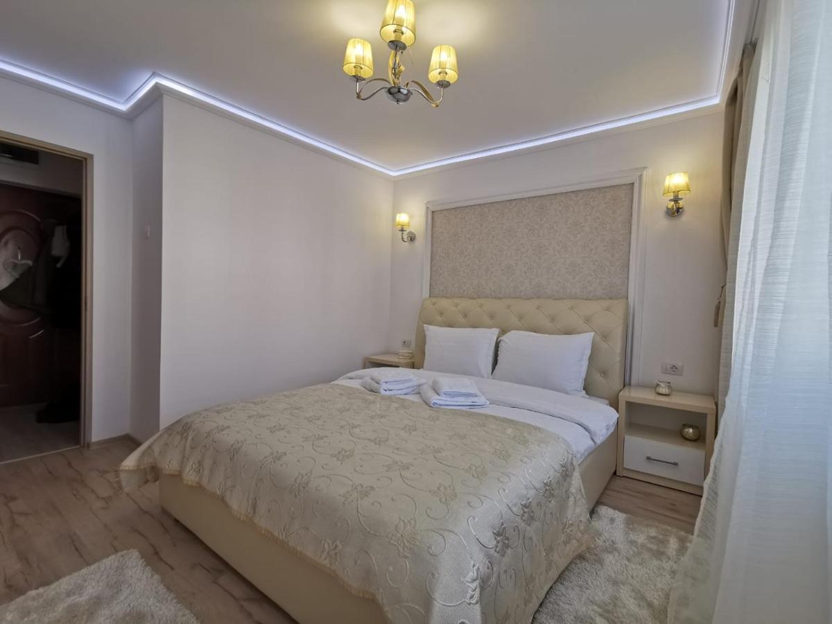 Apartmán Apartament Gold Luxury Tîrgu Ocna Exteriér fotografie