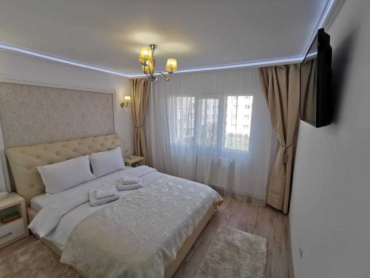 Apartmán Apartament Gold Luxury Tîrgu Ocna Exteriér fotografie