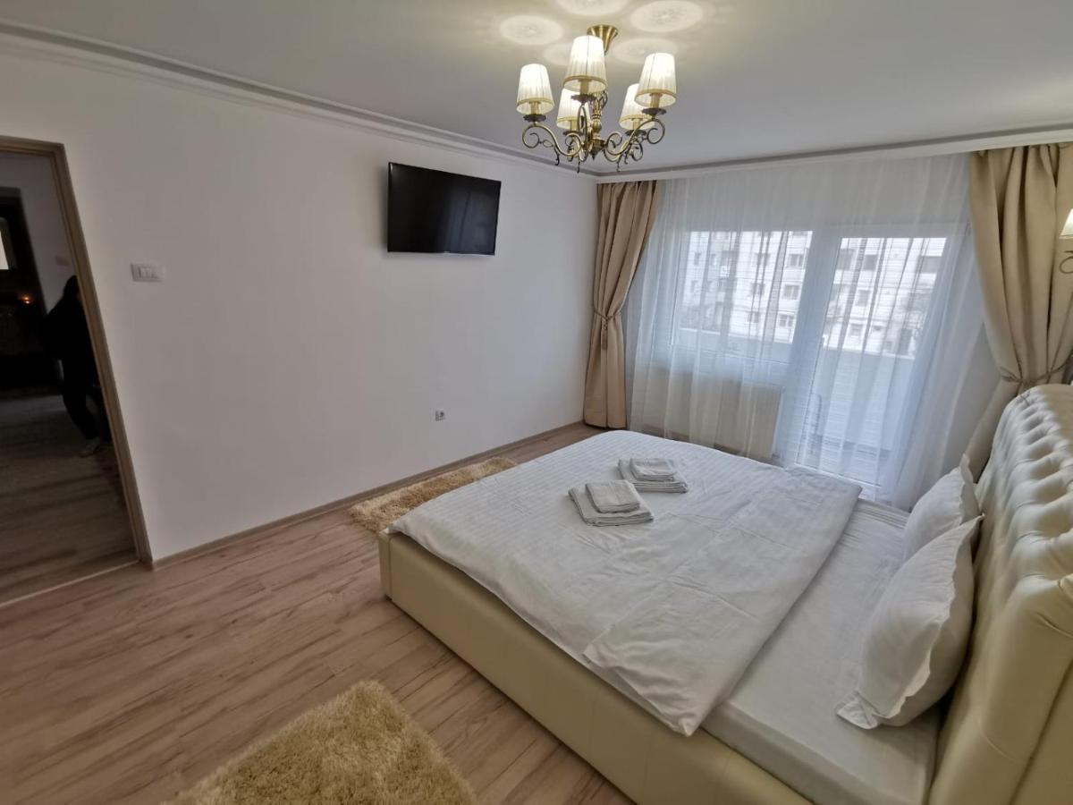 Apartmán Apartament Gold Luxury Tîrgu Ocna Exteriér fotografie
